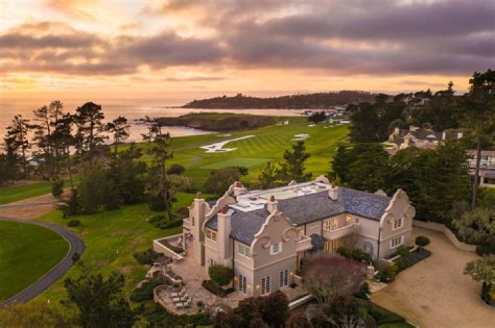 ashton irwin mansion
