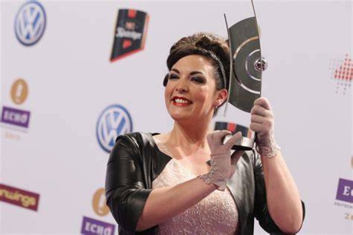 caro viee net worth