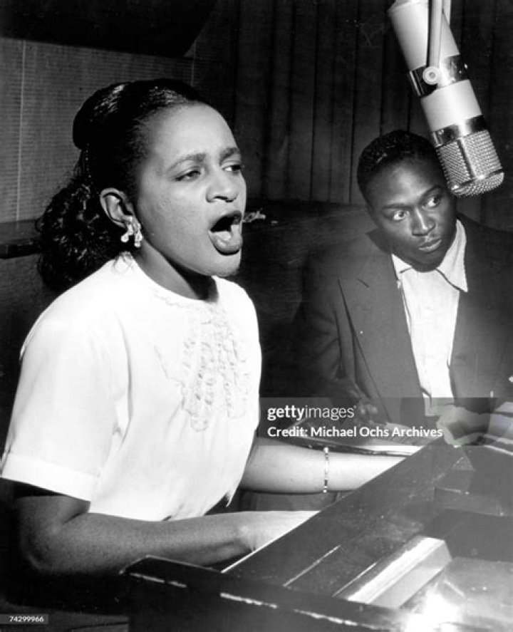 Clara Ward