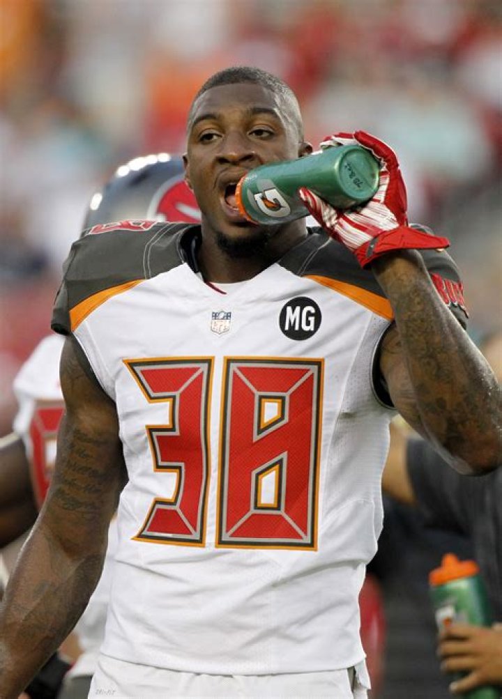 Dashon Goldson