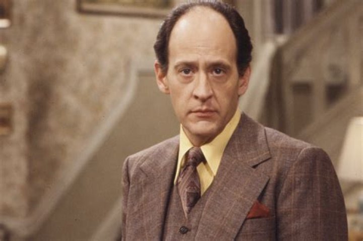 Earl Boen Earl Boen