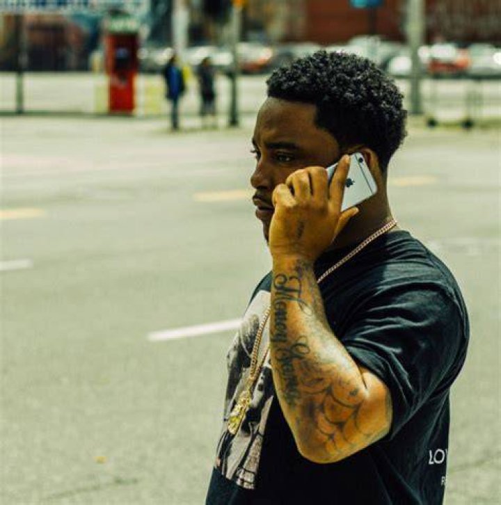 Joey Fatts's Photo