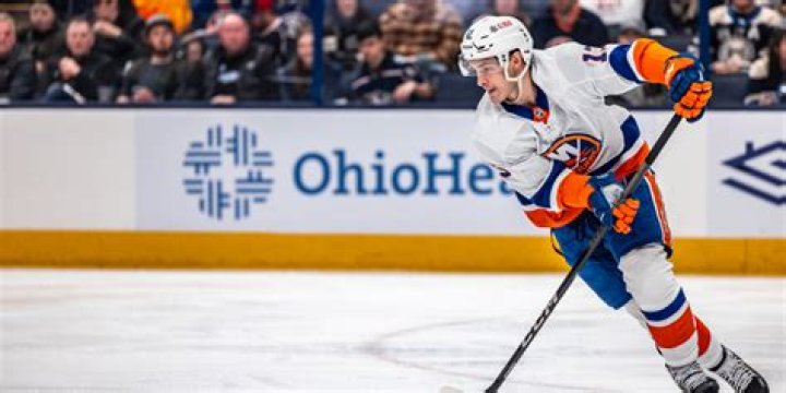 Mat Barzal Mat Barzal