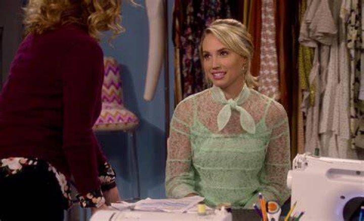 Molly McCook in Last Man Standing
