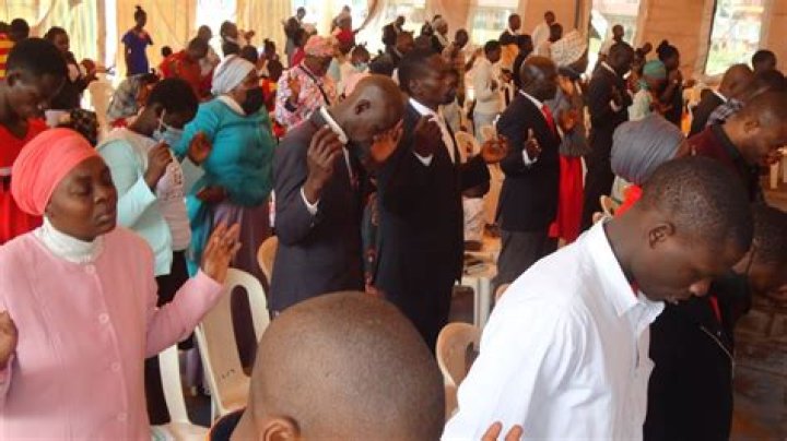 NJE YA LANGO | Repentance and Holiness | @Worship Experience Official - worship songs of repentance and holiness church