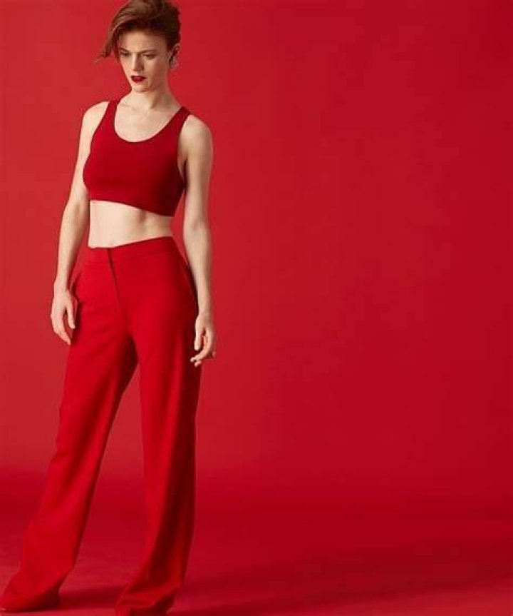 Rose Leslie height Rose Leslie height