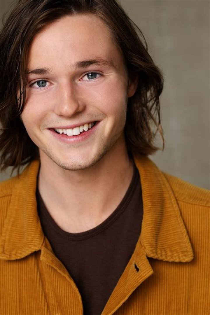 Sacha Carlson