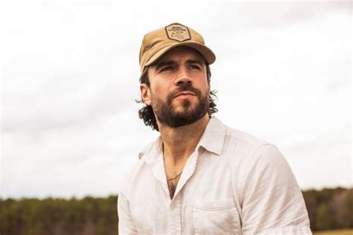 Sam Hunt's Photo
